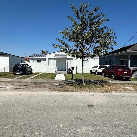 Lyz Miami Airport Apartment Luaran gambar